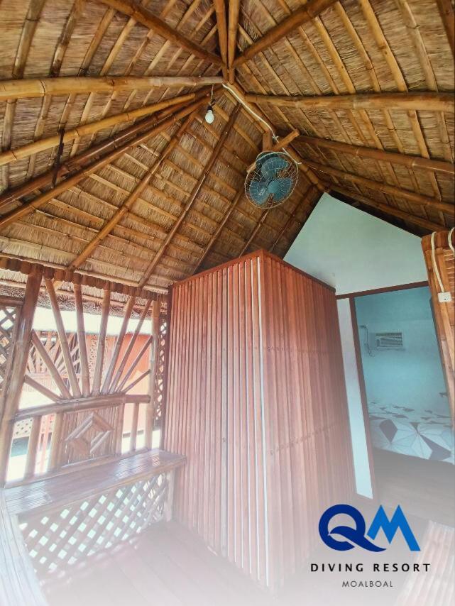 Qm Diving Resort Basdiot 外观 照片